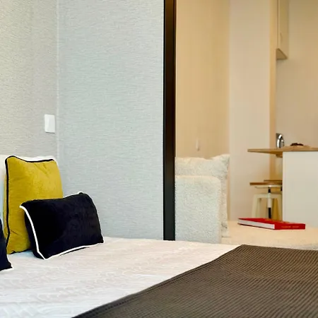 Canaryislandshost L Canteras